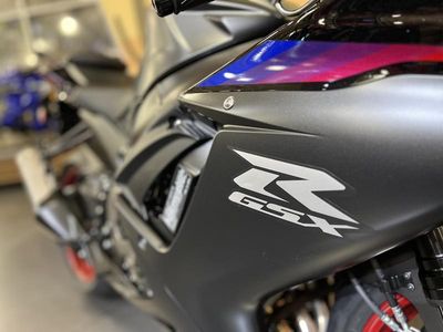 2026 Suzuki GSX-R600 - Photo 7