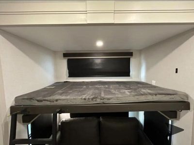 2026 Keystone RV Avalanche - Photo 21