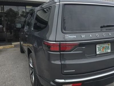 2022 Jeep Wagoneer - Photo 6