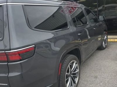 2022 Jeep Wagoneer - Photo 4