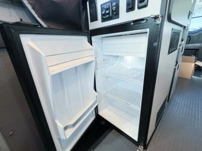 2027 Winnebago REVEL SPORT — photo 10 view