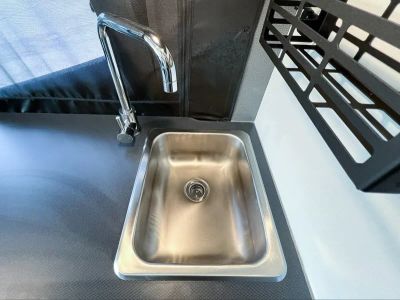 2027 Winnebago REVEL SPORT — photo 7 view
