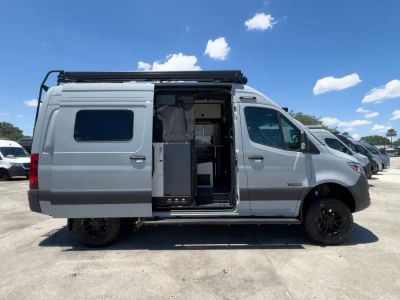 2027 Winnebago REVEL SPORT — photo 19 view
