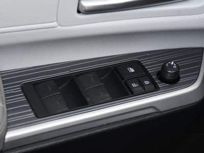 2025 Toyota Sienna - Photo 11