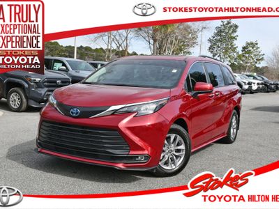 2025 Toyota Sienna - Photo 1