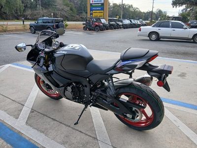 2026 Suzuki GSX-R750 - Photo 12