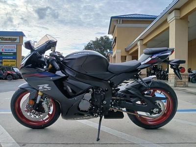 2026 Suzuki GSX-R750 - Photo 11