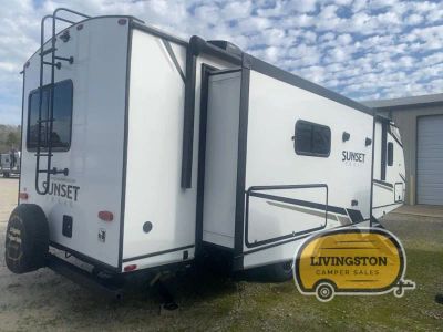 2023 CrossRoads RV Sunset Trail - Photo 6