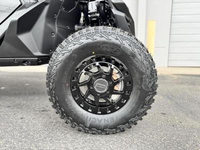 2026 Can-Am Maverick R X RS with Smart-Shox Triple Black - Photo 16