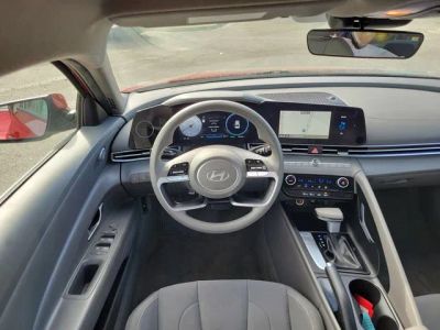 2024 Hyundai Elantra — photo 26 view