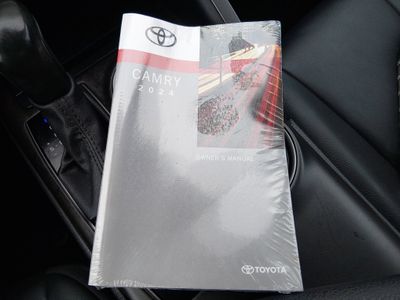 2024 Toyota Camry - Photo 19
