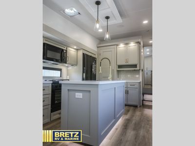 2026 Brinkley Model Z - Photo 15