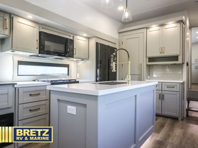 2026 Brinkley Model Z - Photo 10