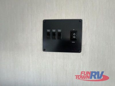2025 Forest River RV Cherokee Timberwolf Black Label - Photo 31