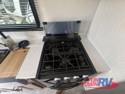 2025 Forest River RV Cherokee Timberwolf Black Label - Photo 20