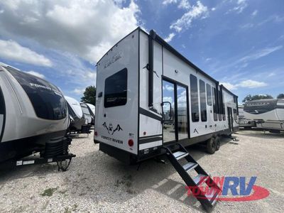 2025 Forest River RV Cherokee Timberwolf Black Label - Photo 4