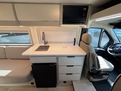2027 Thor Motor Coach TELLARO - Photo 6
