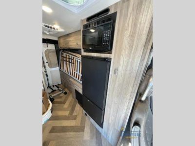 2025 Winnebago Travato - Photo 12