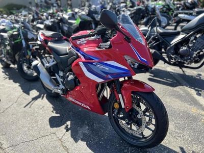 2025 Honda CBR500R - Photo 3