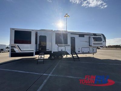 2026 KZ Durango Gold - Photo 1