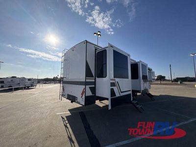 2026 KZ Durango Gold - Photo 3
