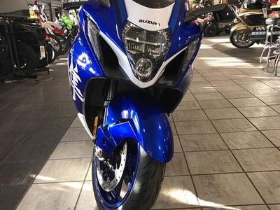 2026 Suzuki GSX1300RRQM6 — front three-quarter view