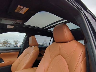 2025 Toyota Highlander - Photo 10