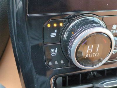 2025 Toyota Highlander - Photo 14