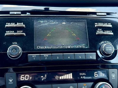 2017 Nissan Rogue - Photo 31