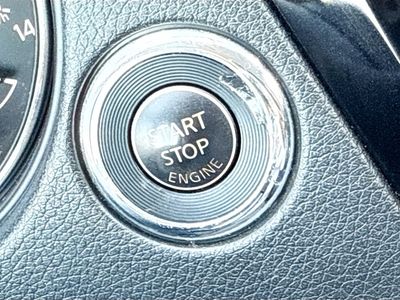 2017 Nissan Rogue - Photo 34
