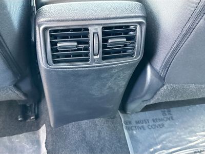 2017 Nissan Rogue - Photo 19
