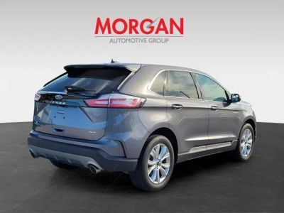 2022 Ford Edge — engine compartment view