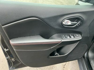 2019 Jeep Cherokee - Photo 15