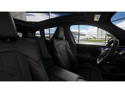 2026 BMW X3 — photo 9 view