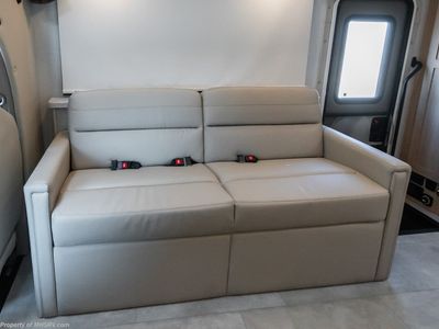 2026 Thor Motor Coach Chateau - Photo 10