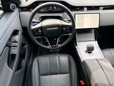 2026 Land Rover Range Rover Evoque - Photo 16