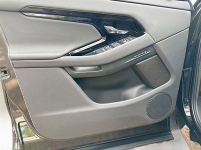 2026 Land Rover Range Rover Evoque - Photo 21