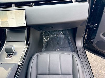 2026 Land Rover Range Rover Evoque - Photo 17