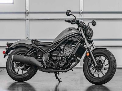 2026 Honda Rebel 300 - Photo 1