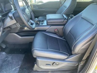2025 Ford F-150 - Photo 12
