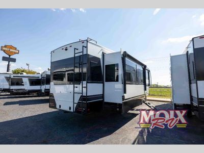 2026 Brinkley Model Z - Photo 12