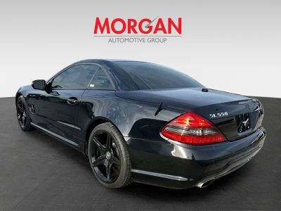 2009 Mercedes-Benz SL-Class — engine compartment view