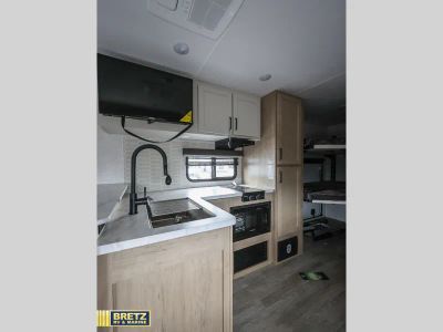 2026 Ember RV E-Series - Photo 13