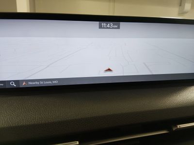 2025 Genesis GV70 - Photo 17