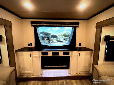 2022 Forest River Cedar Creek — photo 8 view