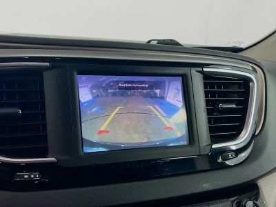 2023 Chrysler Voyager — photo 12 view