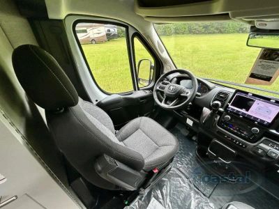2025 Roadtrek Play - Photo 21