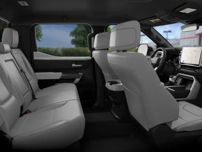 2026 Toyota Tundra - Photo 2