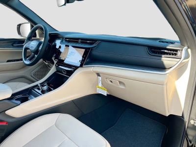 2026 Jeep Grand Cherokee — photo 29 view