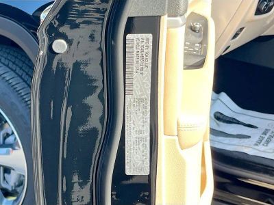 2026 Jeep Grand Cherokee — photo 9 view